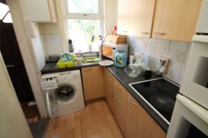 Photo of kitchen before renovation