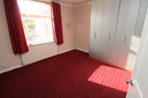 Photo of bedroom before renovation