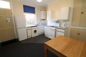 Photo of kitchen before renovation